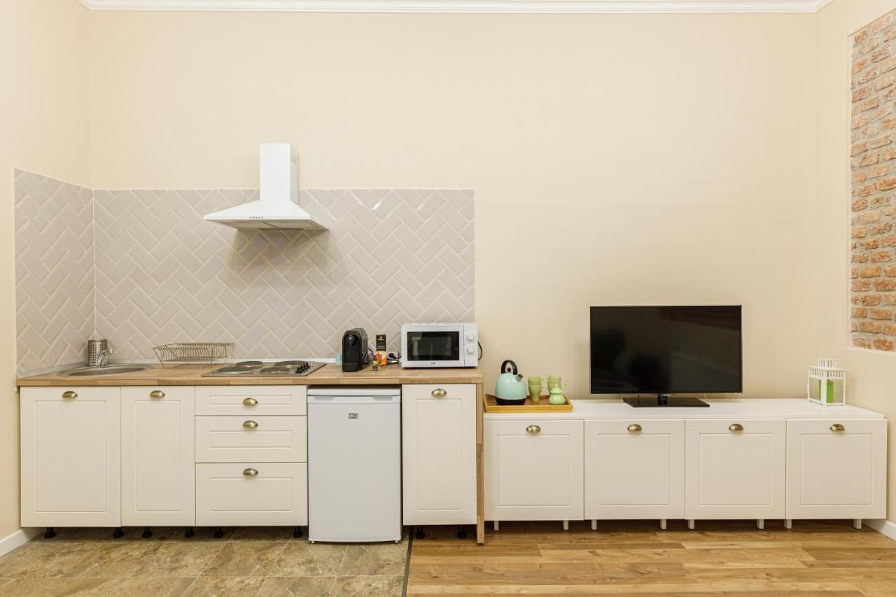 Beautiful Apartment In Heart Of Historical Center 티미쇼아라 외부 사진